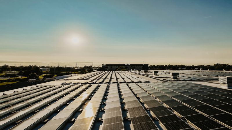 How much does it cost to install solar panels? 
